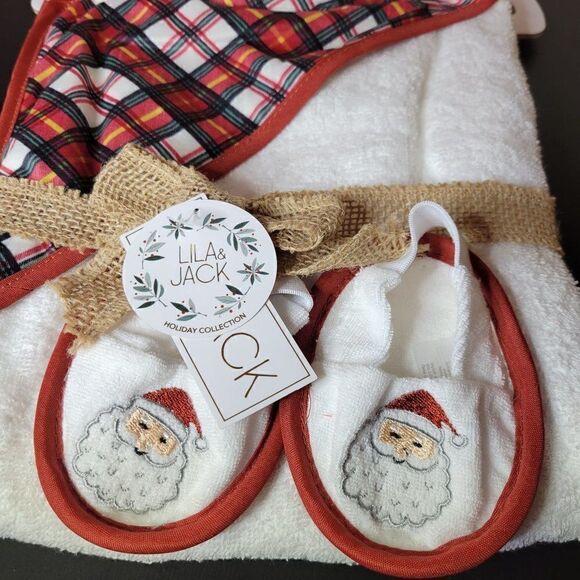 Lila & Jack Holiday Collection Towel & Slipper Set (size 0-6M) - Picture 5 of 5